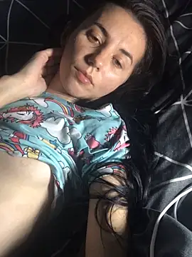 oliviya mur online show from 10.15.25