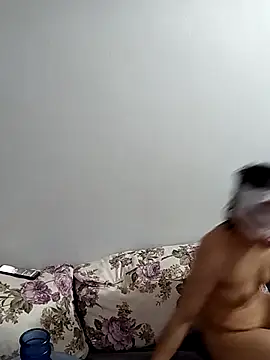 Snapshot of Alevsiz1 chatting on 11.23.25 Alevsiz1 online show from 11.23.25