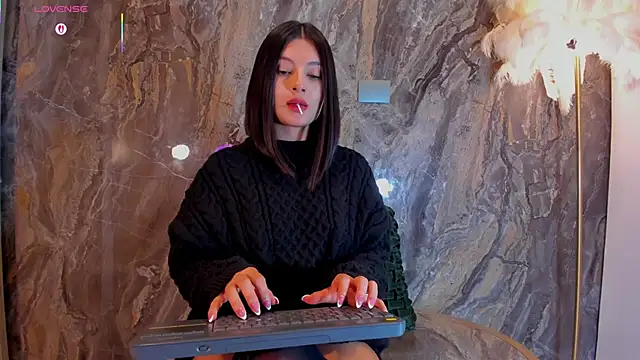 Rashel Frost  online show from 11.16.25