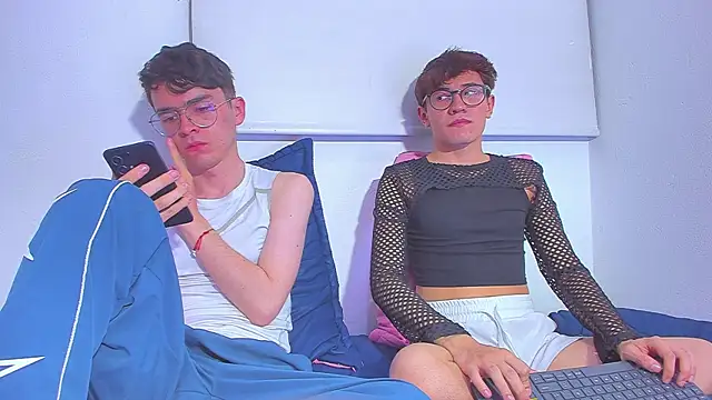 dani angel dark online show from 11.29.25