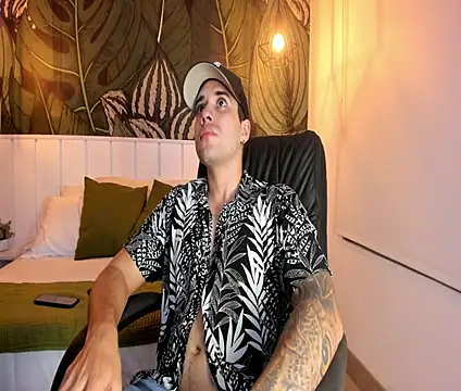 Mike montoya01 online show from 10.17.25