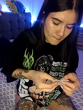 venus 9 online show from 10.18.25