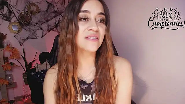 Snapshot of Aliss_rose chatting on 10.27.25 Aliss rose online show from 10.27.25