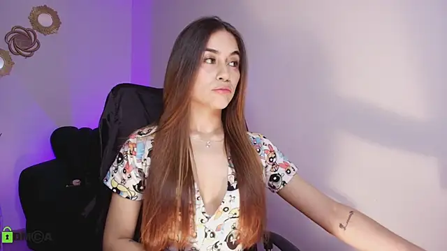 Snapshot of Aliss_rose chatting on 11.30.25 Aliss rose online show from 11.30.25