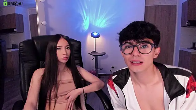 Snapshot of Mikeyvioleta_ chatting on 02.22.26 Mikeyvioleta online show from 02.22.26