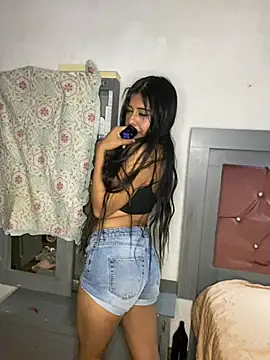 Alicia Sanz online show from 03.08.26