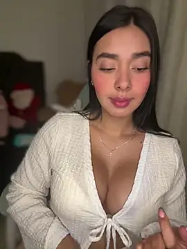 Snapshot of MiaSofia__ chatting on 04.21.26 MiaSofia online show from 04.21.26