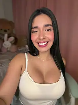 Snapshot of MiaSofia__ chatting on 05.16.26 MiaSofia online show from 05.16.26