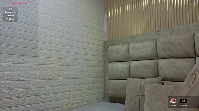 MarScarlett online show from 11.04.25