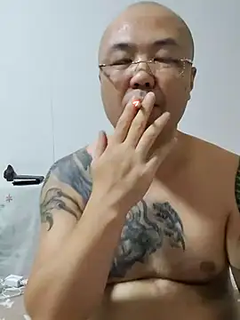 Snapshot of caige8888 chatting on 11.15.25 caige8888 online show from 11.15.25