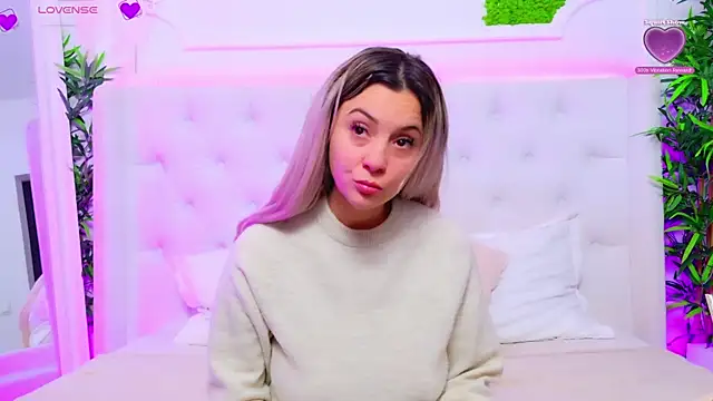 Snapshot of AriannaSins chatting on 01.13.26 AriannaSins online show from 01.13.26