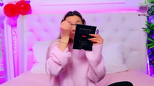 Snapshot of AriannaSins chatting on 02.19.26 AriannaSins online show from 02.19.26