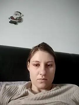 Snapshot of SandyCassie chatting on 11.18.25 SandyCassie online show from 11.18.25