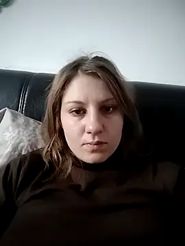 Snapshot of SandyCassie chatting on 11.25.25 SandyCassie online show from 11.25.25