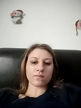 Snapshot of SandyCassie chatting on 12.02.25 SandyCassie online show from 12.02.25