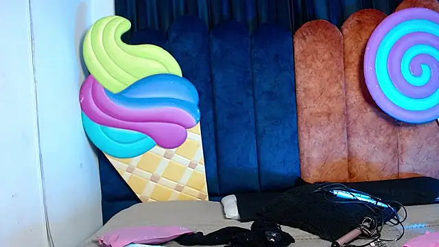 Snapshot of antonella_rosecs chatting on 02.28.26 antonella rosecs online show from 02.28.26