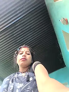 Snapshot of Ragni_bhargav chatting on 11.22.25 Ragni bhargav online show from 11.22.25