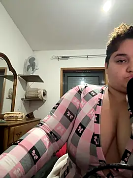 menina coimbrinha online show from 12.04.25