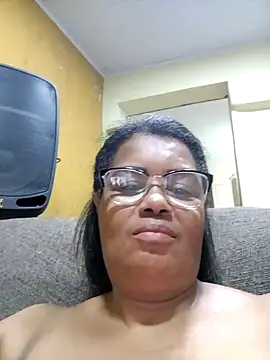 Snapshot of Pessoa54 chatting on 12.05.25 Pessoa54 online show from 12.05.25