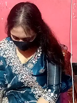 Snapshot of Porimoni22 chatting on 10.23.25 Porimoni22 online show from 10.23.25