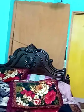 Snapshot of Porimoni22 chatting on 11.15.25 Porimoni22 online show from 11.15.25