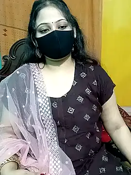 Snapshot of Porimoni22 chatting on 11.20.25 Porimoni22 online show from 11.20.25