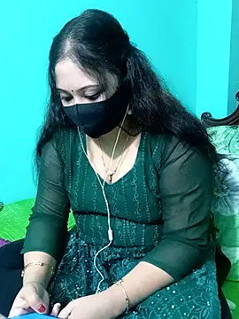 Snapshot of Porimoni22 chatting on 11.29.25 Porimoni22 online show from 11.29.25