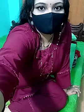 Snapshot of Porimoni22 chatting on 12.02.25 Porimoni22 online show from 12.02.25