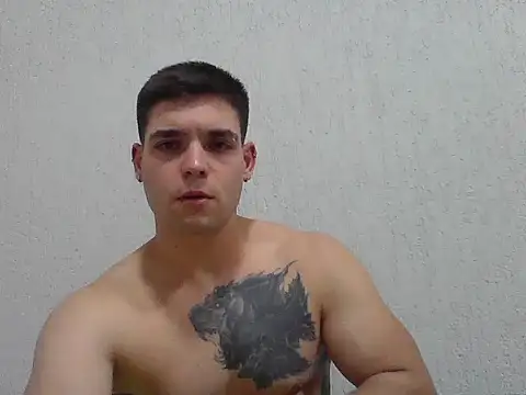 Snapshot of Zure-xxx chatting on 10.24.25 Zure-xxx online show from 10.24.25