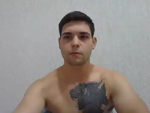 Snapshot of Zure-xxx chatting on 11.10.25 Zure-xxx online show from 11.10.25