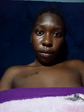 sexysmalldaily04 online show from 11.28.25