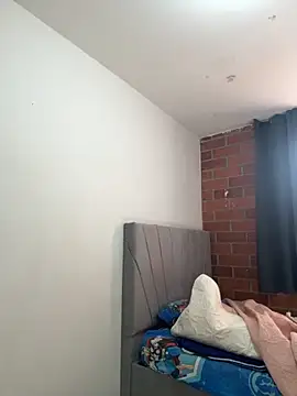 Snapshot of valentina_herrrera chatting on 10.23.25 valentina herrrera online show from 10.23.25