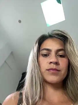 valentina herrrera online show from 04.15.26