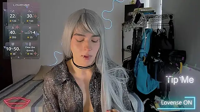 Lyric Mirage online show from 11.05.25