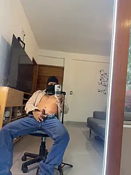 Snapshot of the_vein18 chatting on 01.15.26 the vein18 online show from 01.15.26