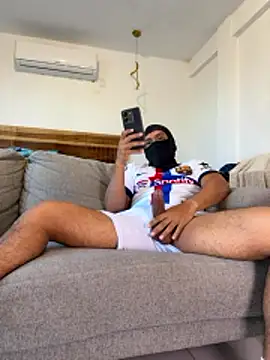 Snapshot of the_vein18 chatting on 01.16.26 the vein18 online show from 01.16.26