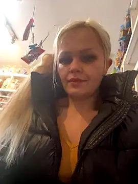 CherryXOX- online show from 11.22.25