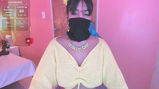 Iniya Parul online show from 11.07.25