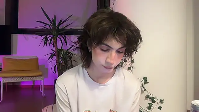 kira yoshika9e online show from 02.08.26