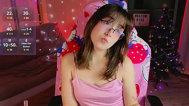 Soffi Toffi online show from 12.18.25