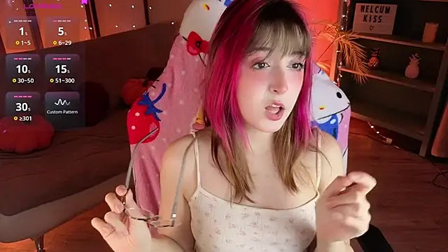 Soffi Toffi online show from 03.19.26