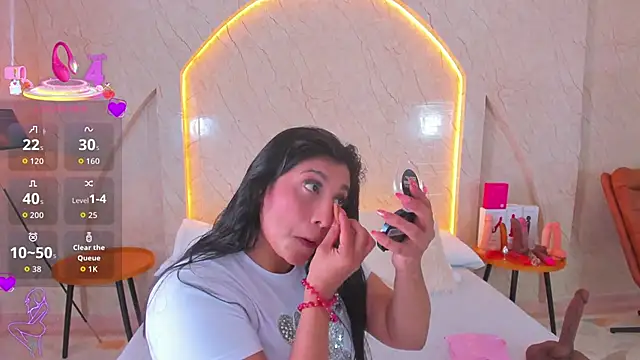 Snapshot of Antonella_Russo1 chatting on 01.16.26 Antonella Russo1 online show from 01.16.26