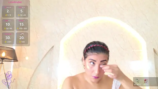 Snapshot of Antonella_Russo1 chatting on 02.27.26 Antonella Russo1 online show from 02.27.26