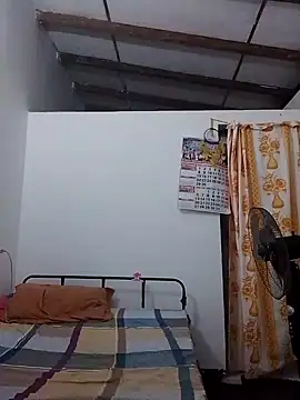 Snapshot of Kavee_Girl0 chatting on 10.30.25 Kavee Girl0 online show from 10.30.25