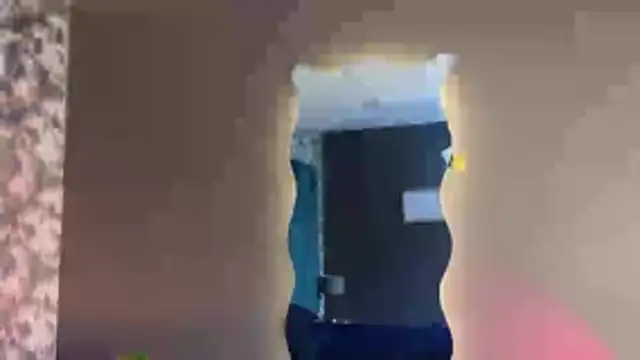 Aaron Eze online show from 11.22.25