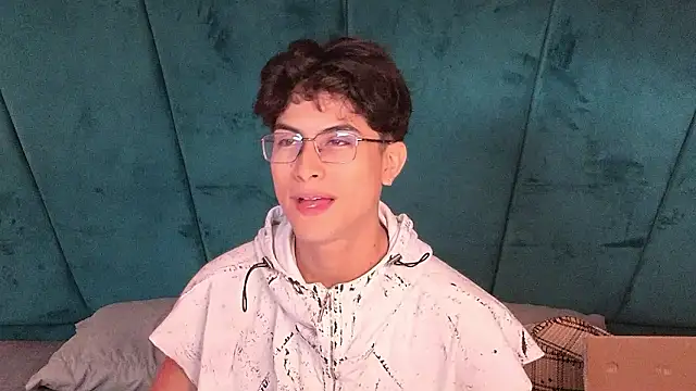 Aaron Eze online show from 03.18.26