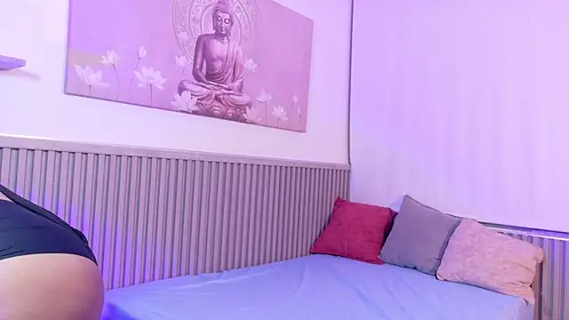 Snapshot of isa_taylorr_ chatting on 11.09.25 isa taylorr online show from 11.09.25