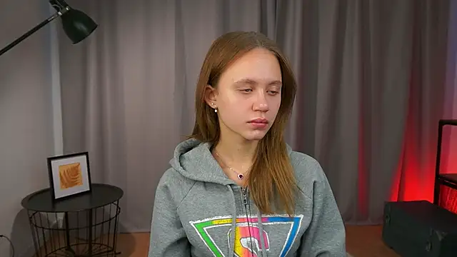 Snapshot of SageRodocker chatting on 10.25.25 SageRodocker online show from 10.25.25