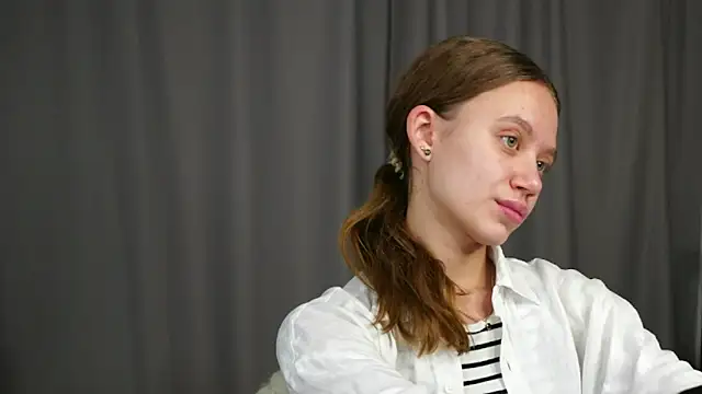 Snapshot of SageRodocker chatting on 12.05.25 SageRodocker online show from 12.05.25