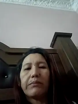 Bigtitsass81 online show from 11.14.25